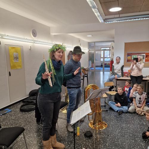 Die Flöte wird vorgestellt.