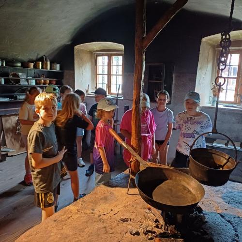 Die dritte Klasse im Heimatmuseum